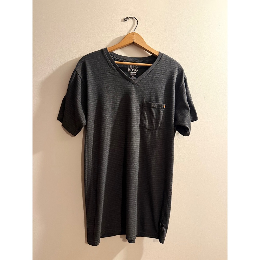 Billabong Mens XL V-Neck Pocket T-Shirt Charcoal Gray Striped Premium Essentials